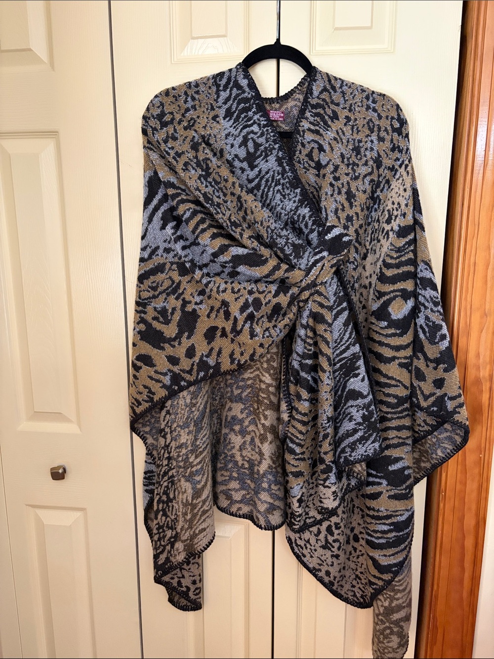 Stylish Animal Print - Black, Gray & Brown Shawl